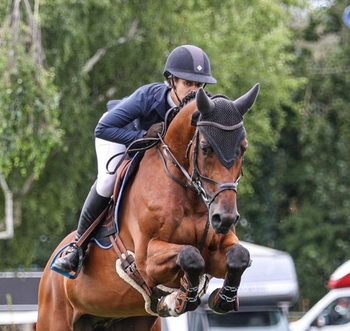 Helen Tredwell commands an International Stairway victory at Suffolk County Show Helen Tredwell commands an International Stairway victory at Suffolk County Show